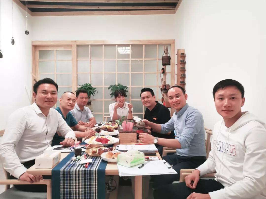 工程、材料中心管理層“裸心會”丨茶短情長，一場來自心靈的對話！